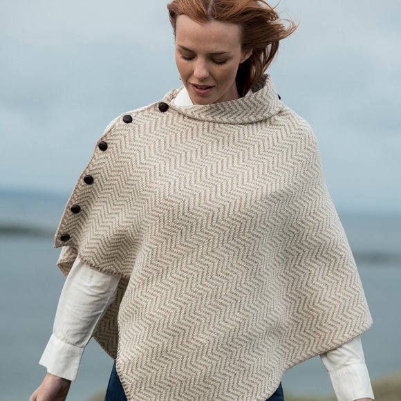 Aran Woolen Mills Sweater - from Ireland - One Size (Women's) - Picture 4 of 5